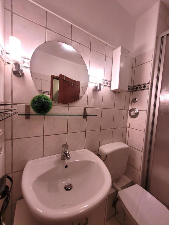 21038 Apartment